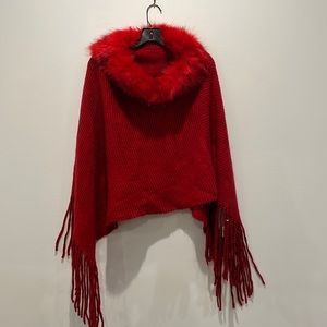2 chic red faux fur collar pinch with fringe - one size NEW